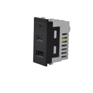 شاحن USB+T C اسود فاميلى كلاس ساس